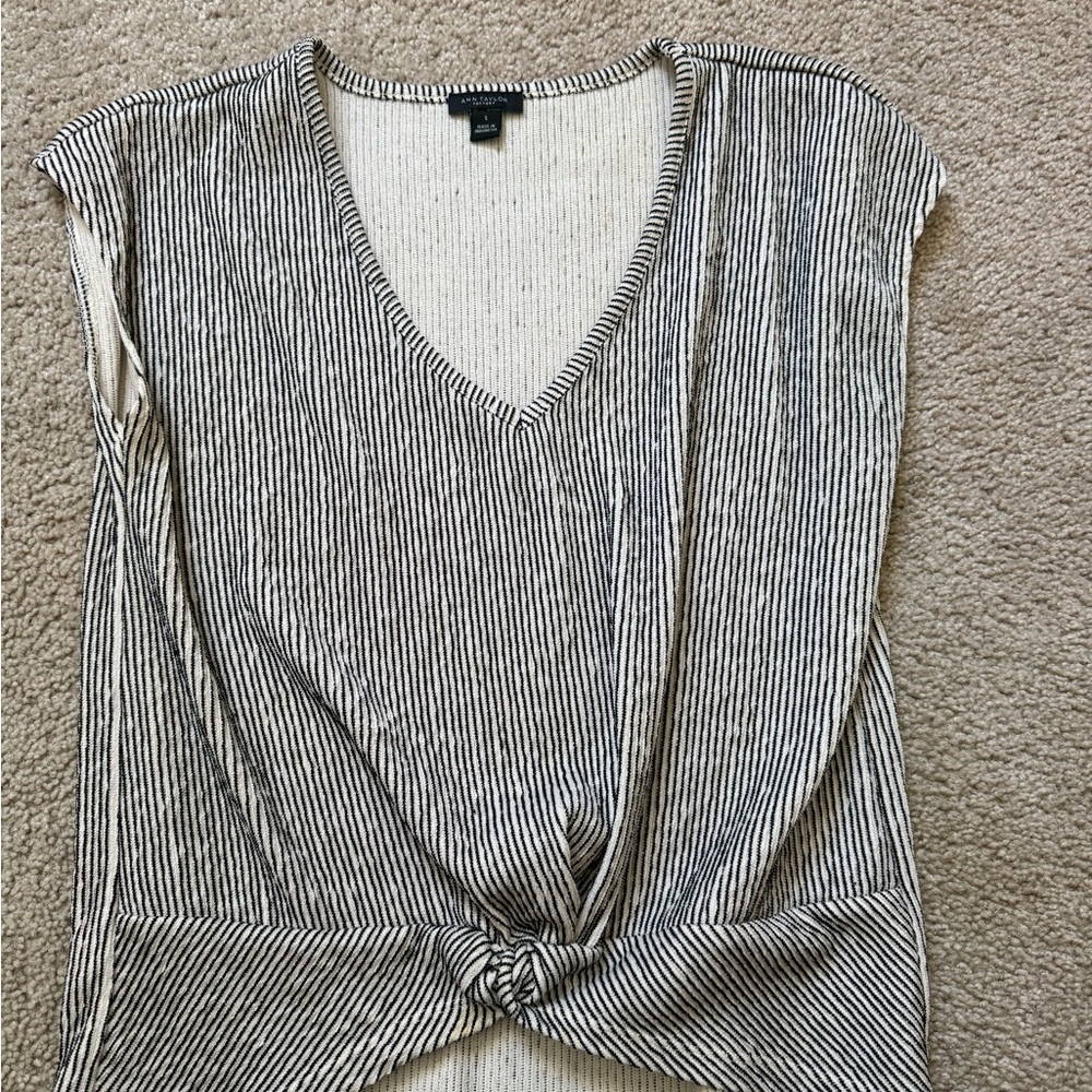 Ann Taylor BlStriped V-Neck Knot Top